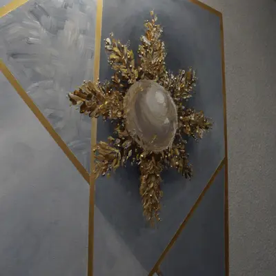 Золотое На Сером — дополнительный вид